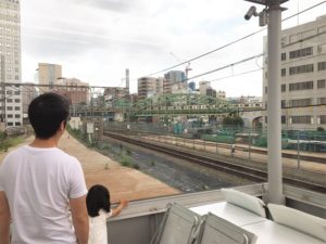 「鉄橋の上、走ってるよ~!」