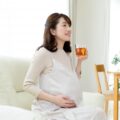 妊娠中のお茶・コーヒーはどれくらい飲んでいい？カフェインの過剰摂取の影響とは