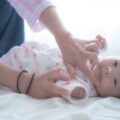 【2025年最新】敏感肌の赤ちゃんに！ママが選ぶ新生児もOKな保湿剤おすすめ5選