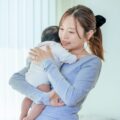 実家と不仲…里帰り出産どうする？「里帰りなし」を選んだ我が家の体験談